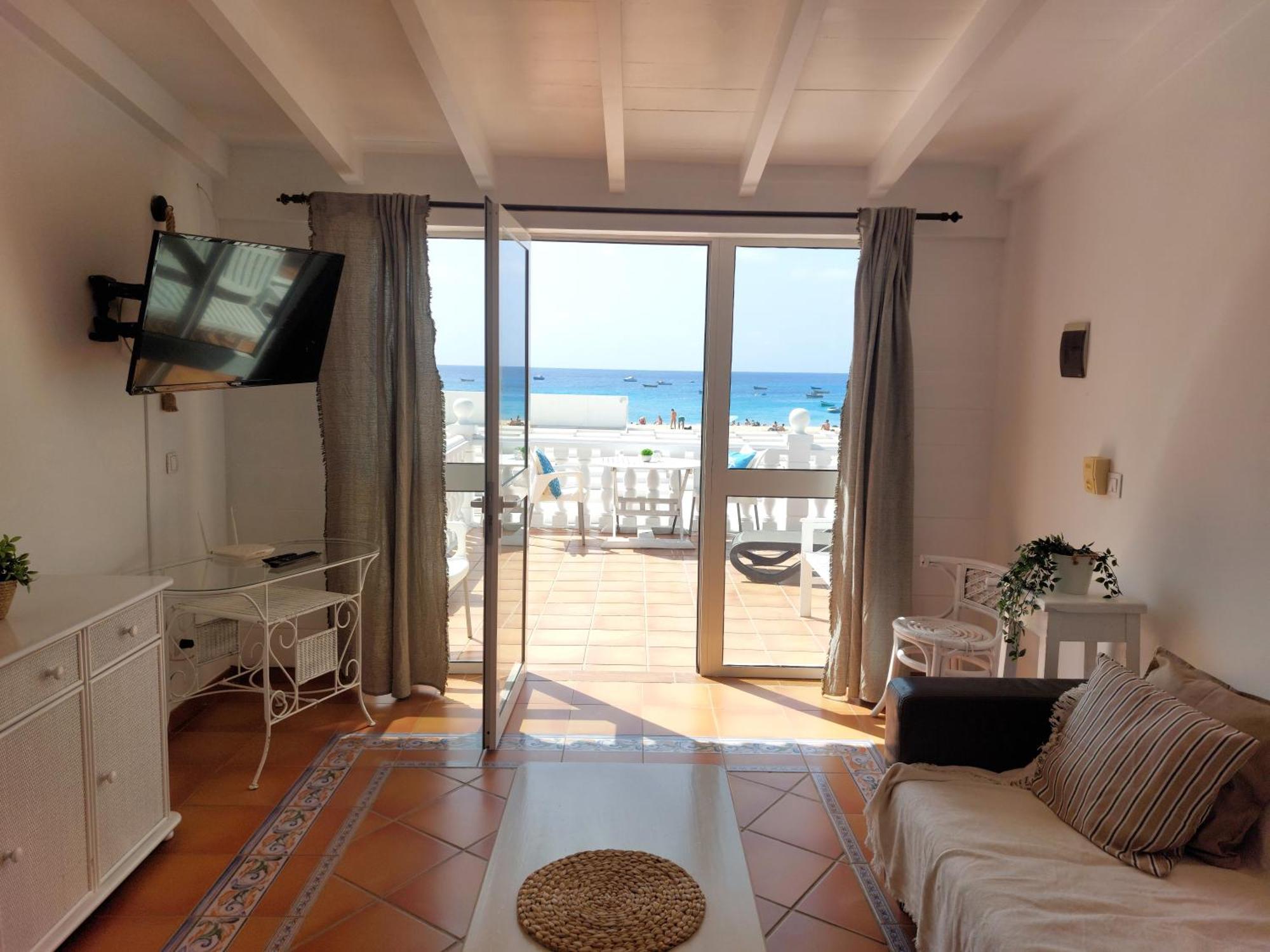 Vista Mar - Seafront Holiday Apartments Санта-Мария Экстерьер фото